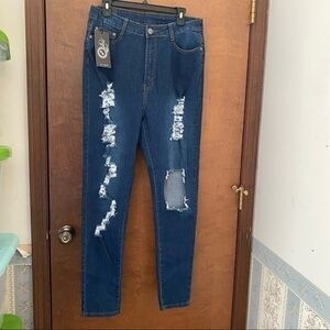 B.O..B. Jeans out of Los Angeles. NWT Distressed 2X❤️